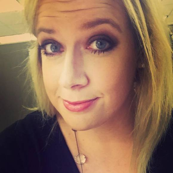 Meet your Posher, Emma - Picture 1 of 1